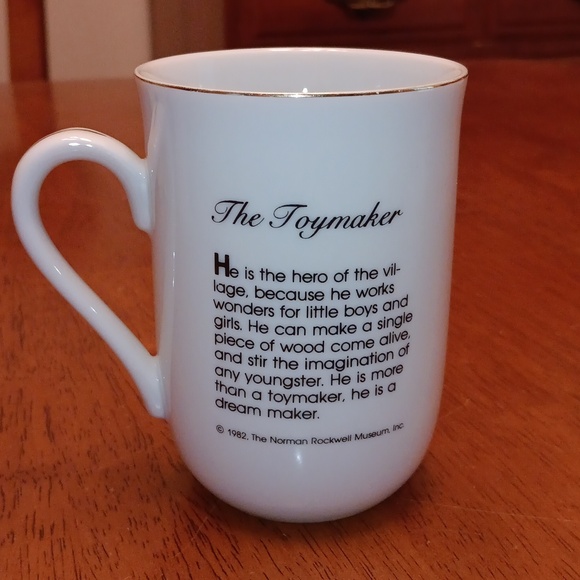 Norman Rockwell The Toymaker Porcelain Collector's Mug Gold Trim - Picture 3 of 6